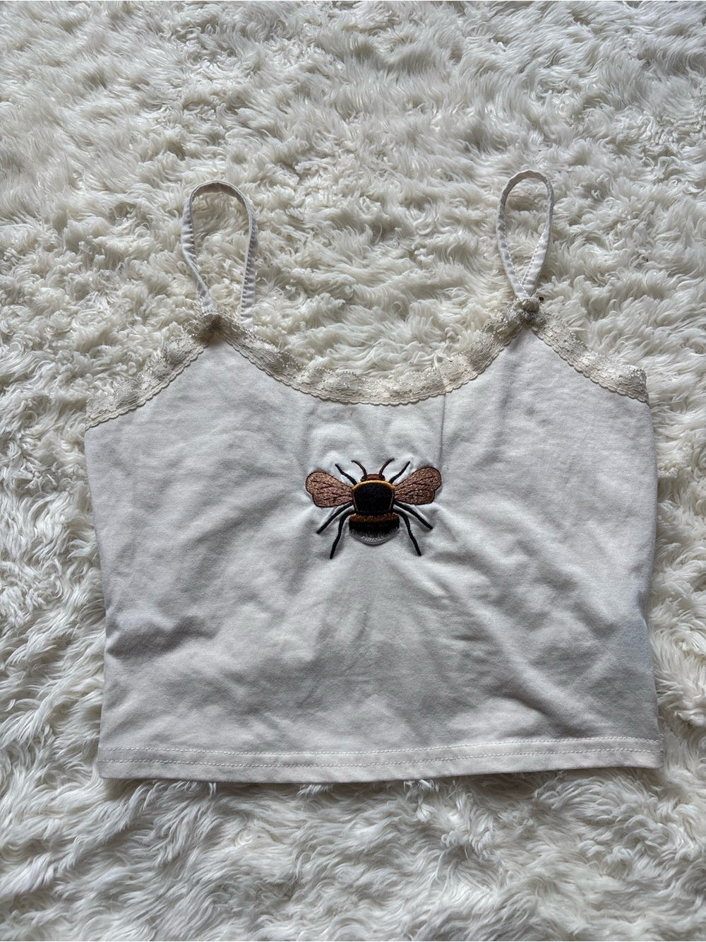 ROMWE Cream Lace-Trim Cami Top with Bee Embroidery